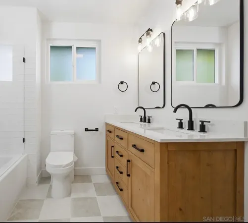 $1,825,000 | 2610 Chestnut Avenue, Carlsbad, CA 92010