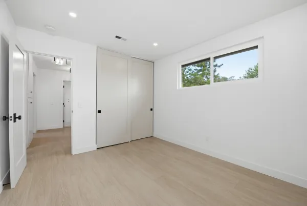 $1,825,000 | 2610 Chestnut Avenue, Carlsbad, CA 92010