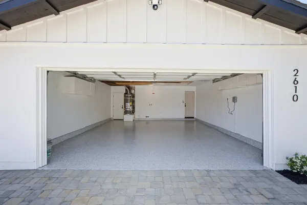 $1,825,000 | 2610 Chestnut Avenue, Carlsbad, CA 92010