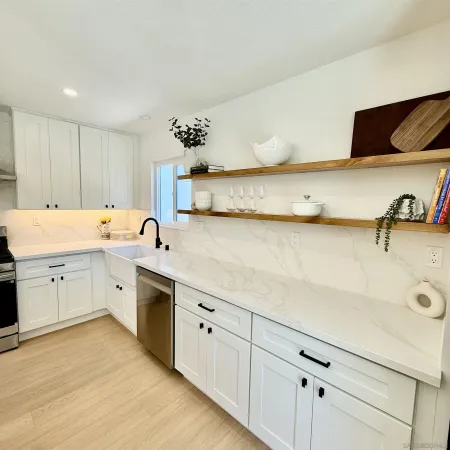 $1,825,000 | 2610 Chestnut Avenue, Carlsbad, CA 92010