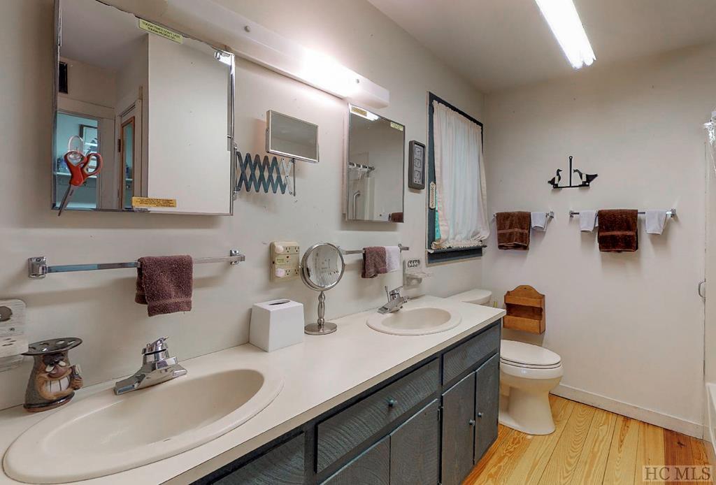 411 Nall Farm Road Highlands, NC 28741 - Photo 20 of 30 Gallery Image 20