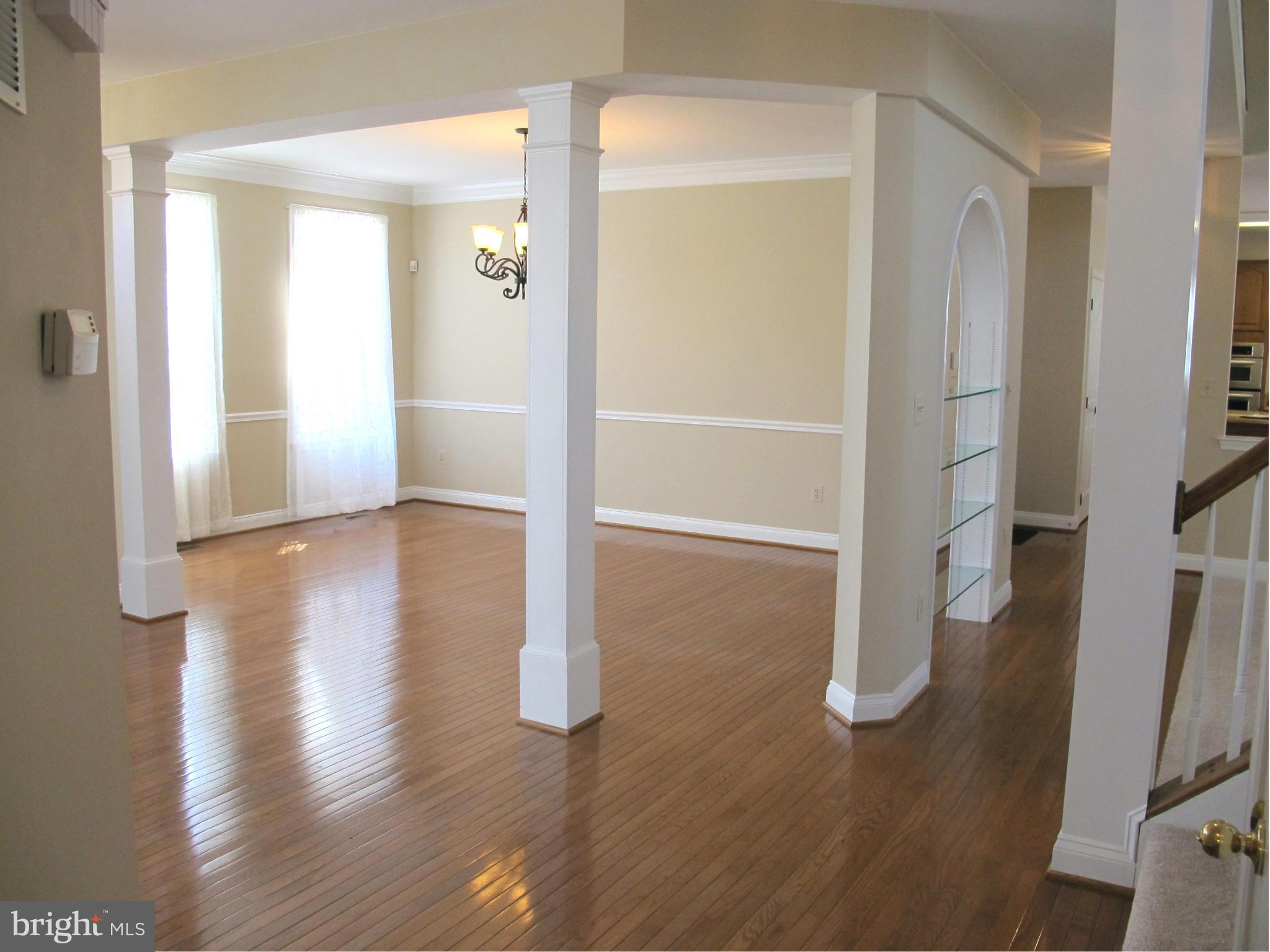 1916 Manor Grove Road Annapolis, MD 21401 - Photo 2 of 27 Dining Room
