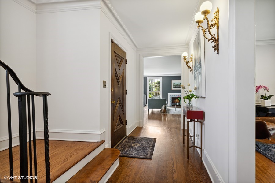 994 Bluff Road Glencoe, IL 60022 - Photo 5 of 33