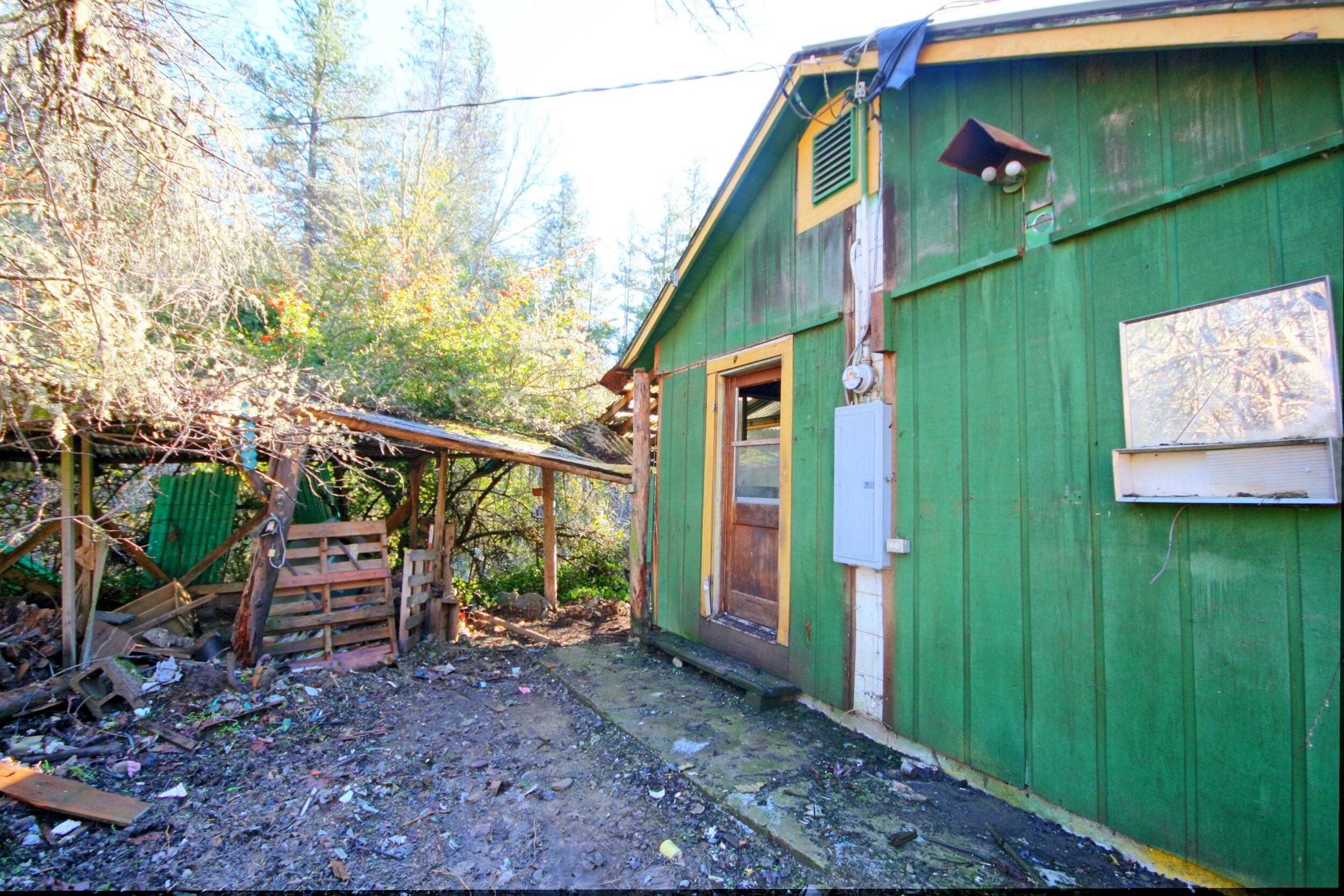 5000 Thompson Creek Road Jacksonville, OR 97530 - Photo 52 of 71 IMG_8975_6_7_easyHDR