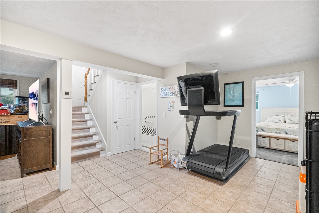 129 Nottingham Drive West Warwick, RI 02893 - Photo 27 of 39