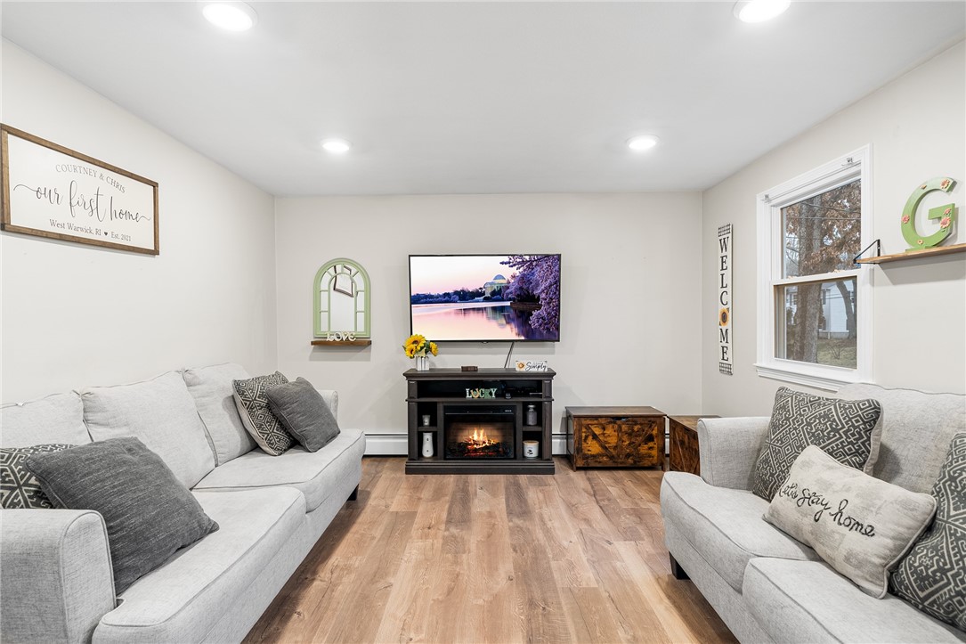 129 Nottingham Drive West Warwick, RI 02893 - Photo 7 of 39