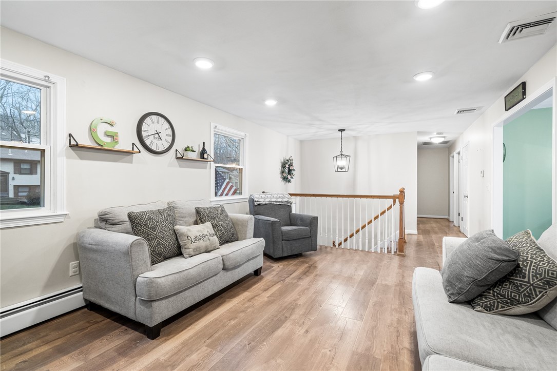 129 Nottingham Drive West Warwick, RI 02893 - Photo 9 of 39