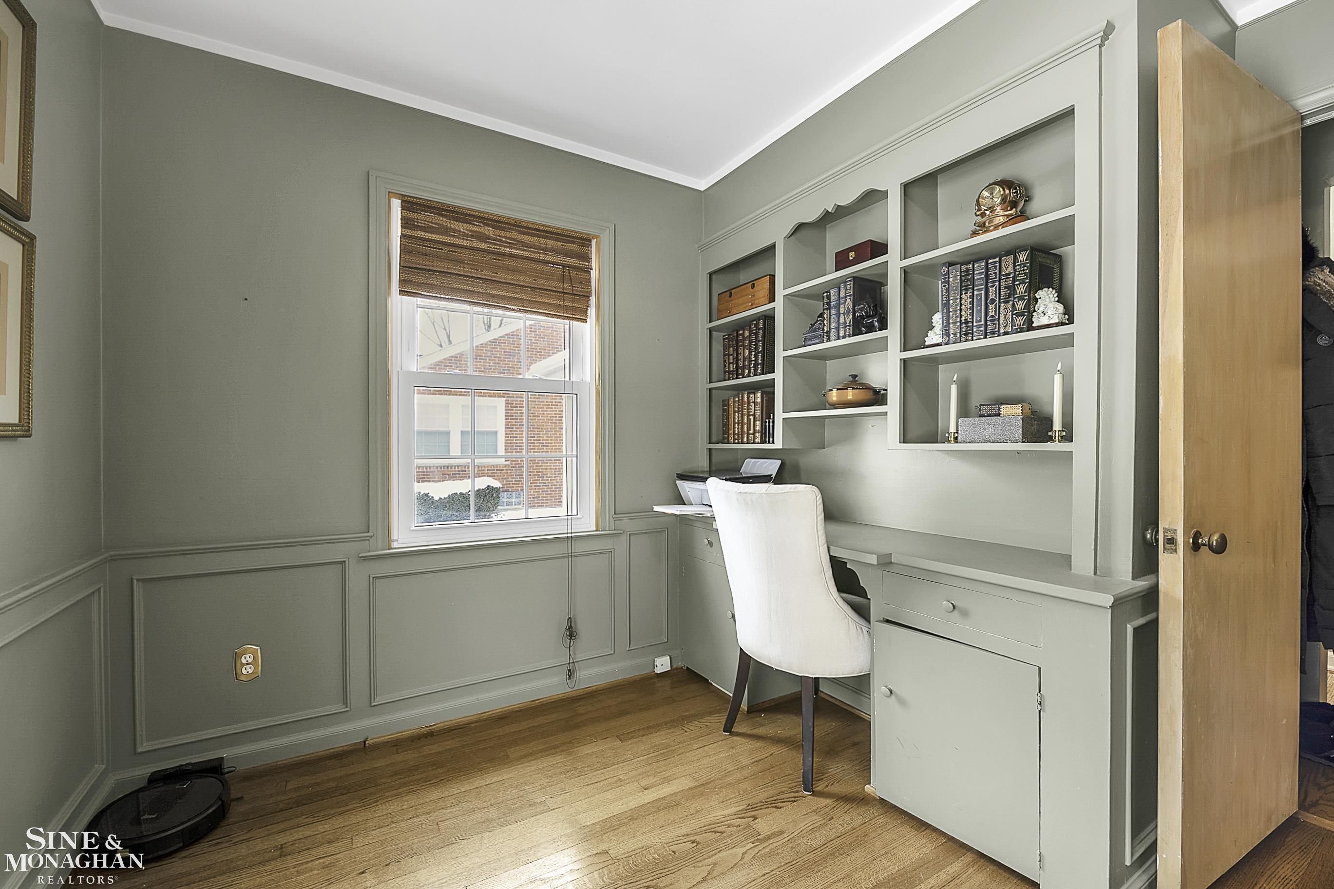1356 Fairholme Road Grosse Pointe, MI 48236 - Photo 27 of 55 50100568-26.JPG