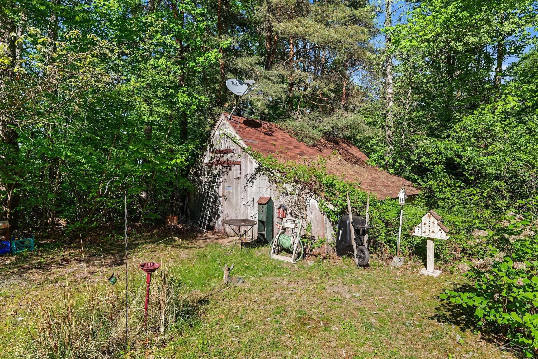 1038 East Freeland Road Merrill, MI 48637 - Photo 25 of 28