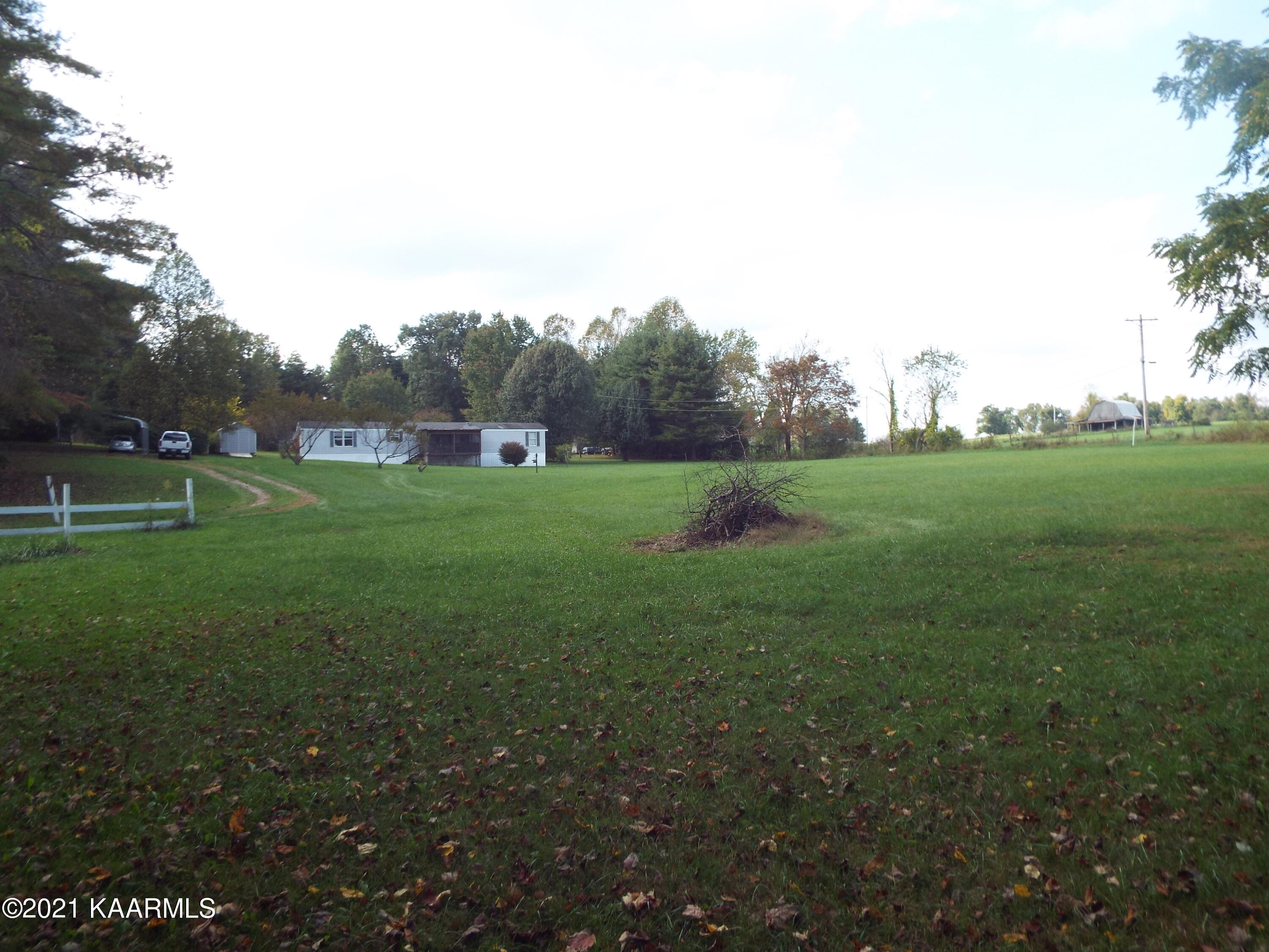 5451 Mayland Road Crossville, TN 38571 - Photo 3 of 25 DSCF3888
