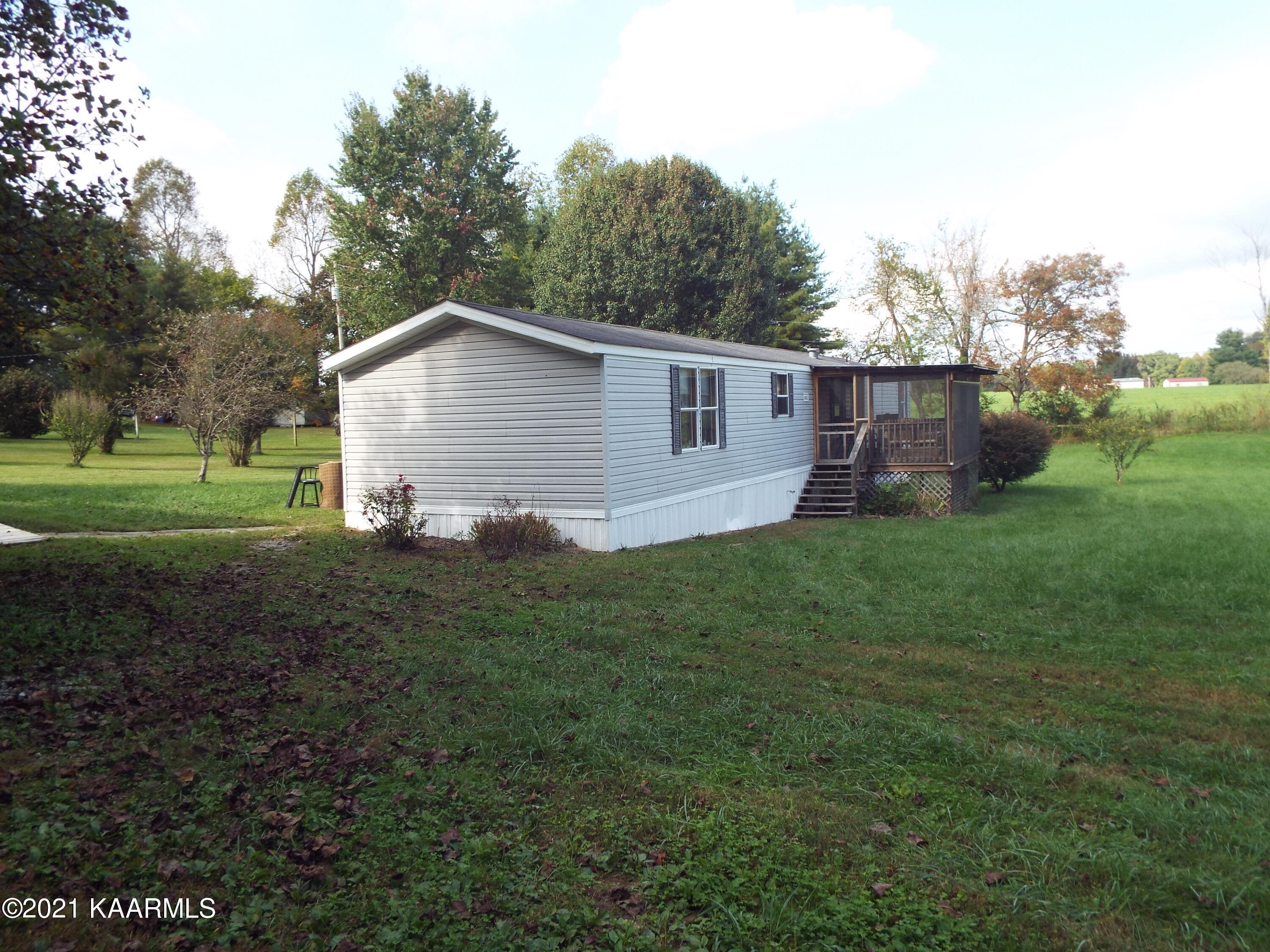 5451 Mayland Road Crossville, TN 38571 - Photo 5 of 25 DSCF3890