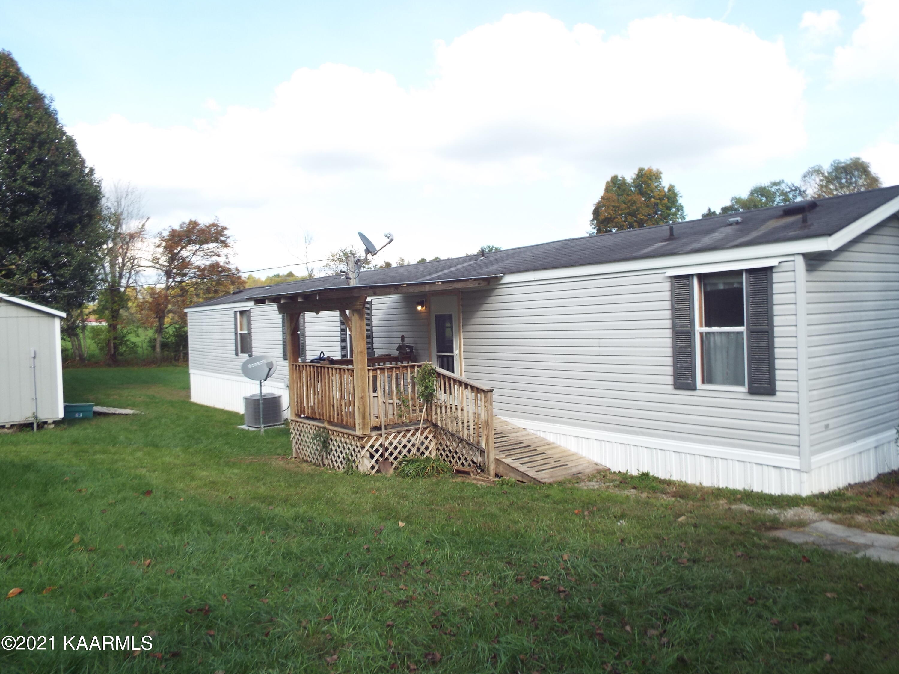 5451 Mayland Road Crossville, TN 38571 - Photo 6 of 25 DSCF3892