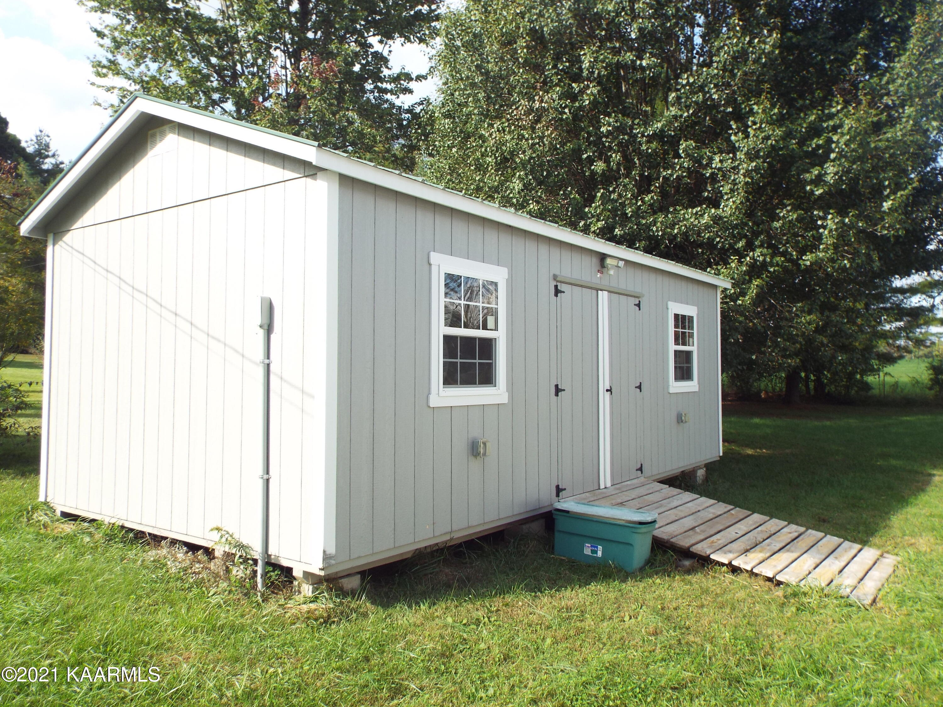 5451 Mayland Road Crossville, TN 38571 - Photo 9 of 25 DSCF3894