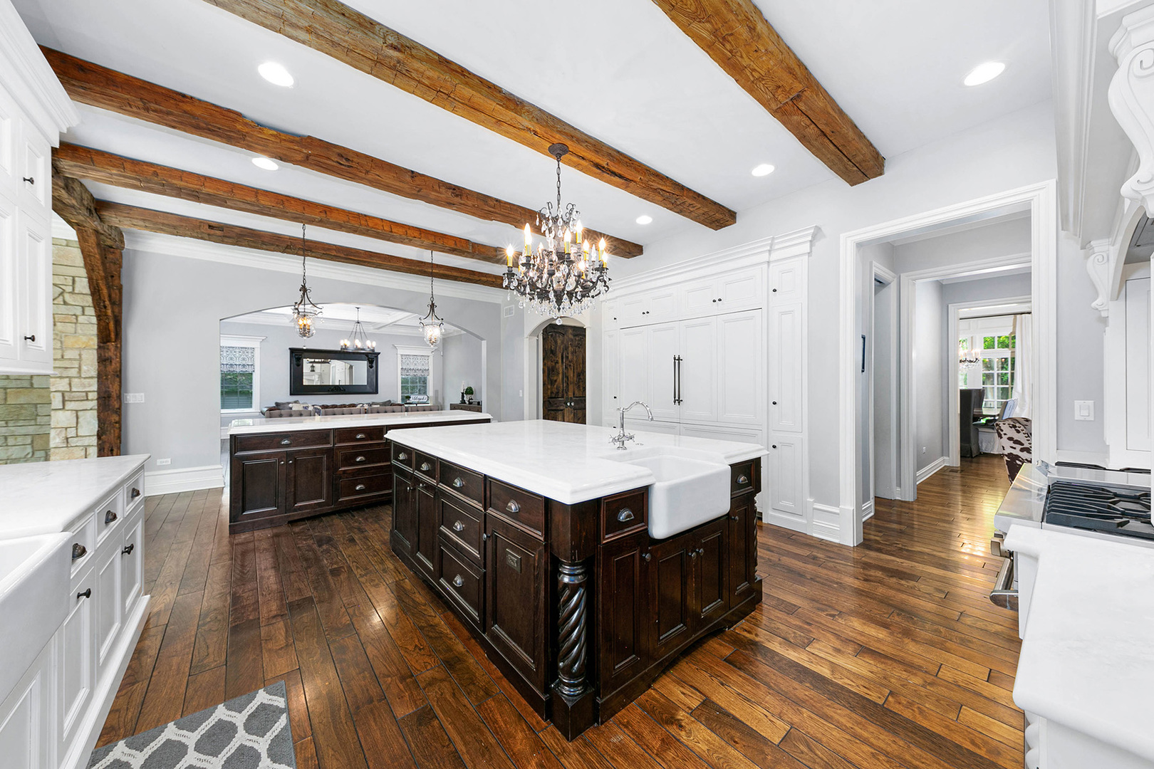 900 East Hillside Road Naperville, IL 60540 - Photo 12 of 73