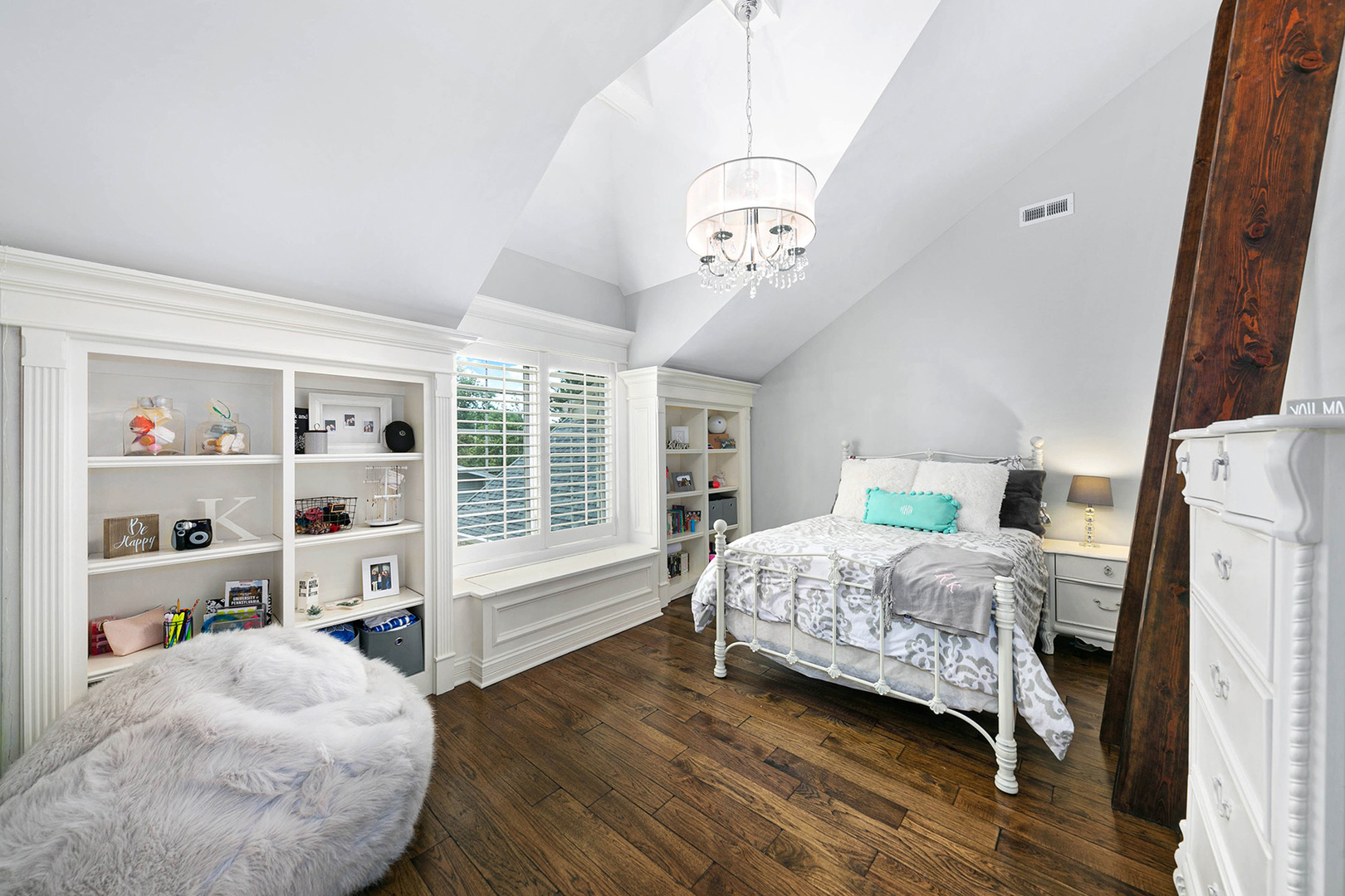 900 East Hillside Road Naperville, IL 60540 - Photo 44 of 73