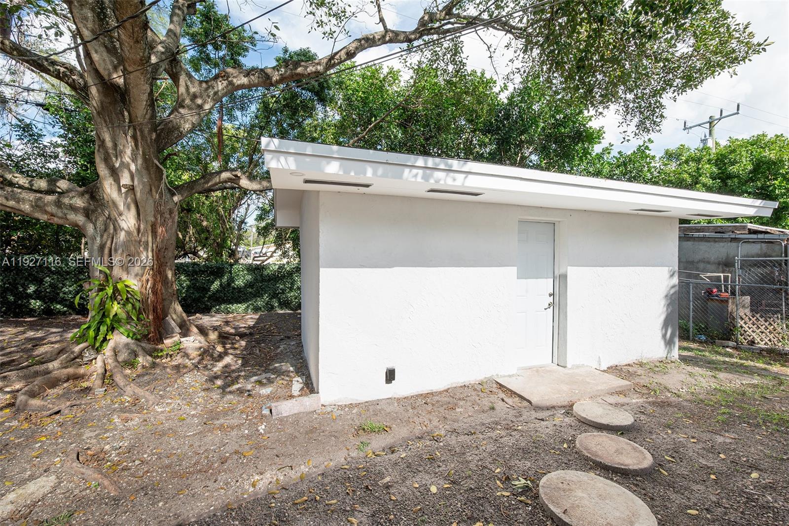 3017 Northwest 2nd Street Pompano Beach, FL 33069 - Photo 4 of 36