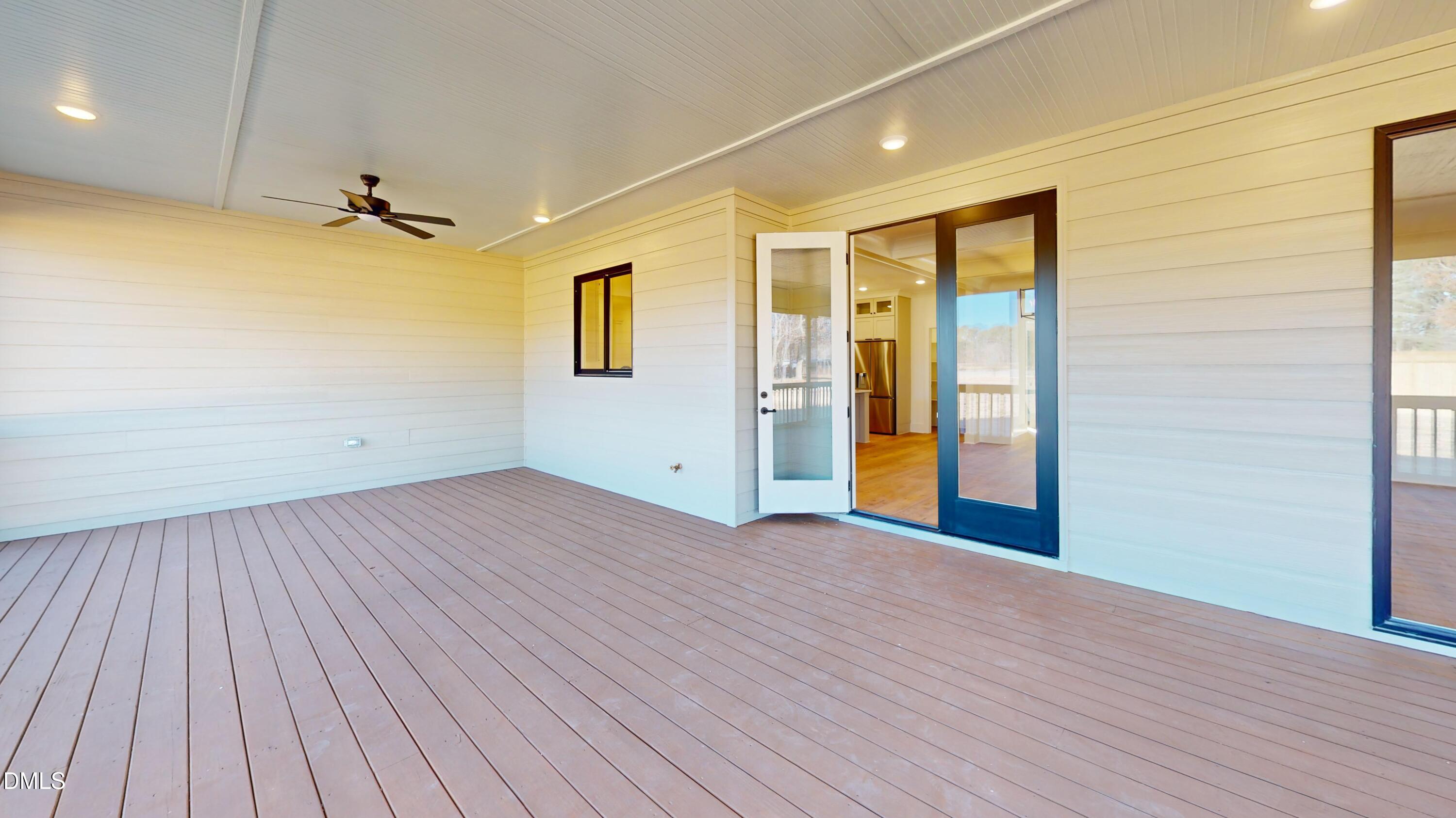 5008 Hopkins Chapel Road Zebulon, NC 27597 - Photo 20 of 32 5008-HopkinsChapel-Rd-Living-Room