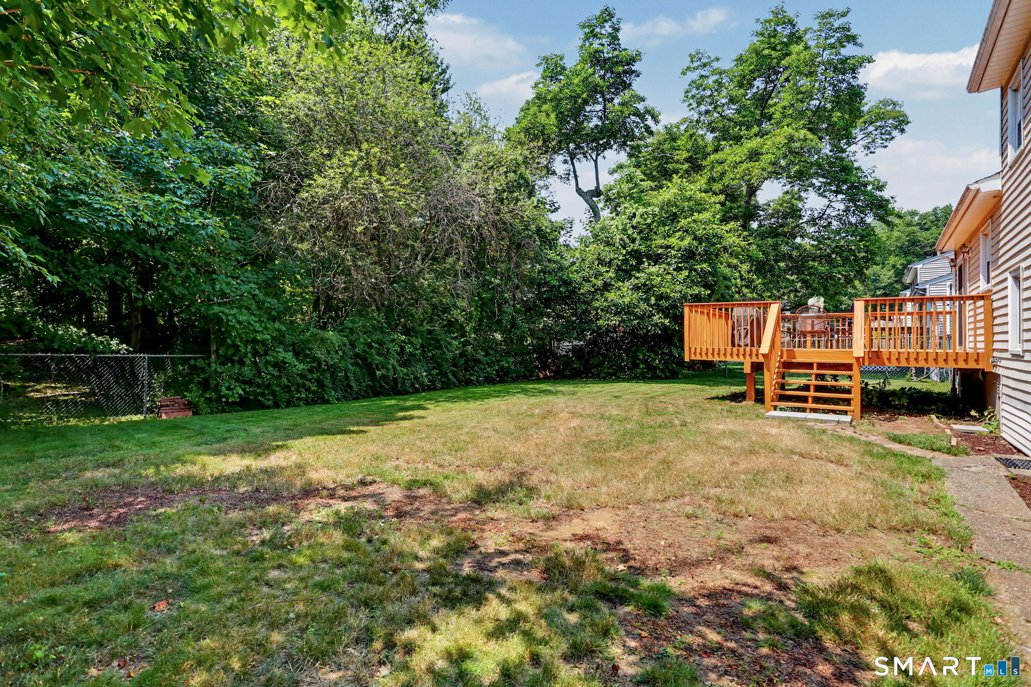 143 Ranch Drive Bridgeport, CT 06606 - Photo 29 of 32