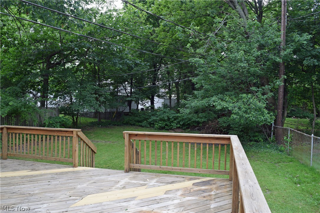 4022 Corwin Road Cleveland, OH 44121 - Photo 11 of 12