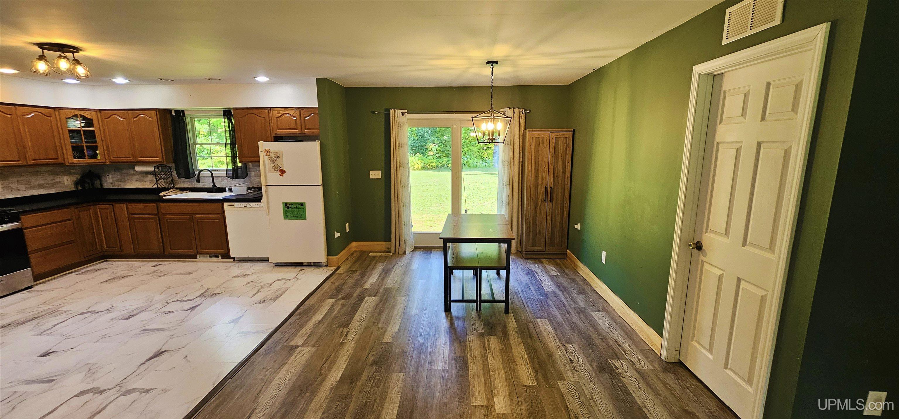 19426 Copper Ridge Houghton, MI 49931 - Photo 7 of 25 Gallery Image 7
