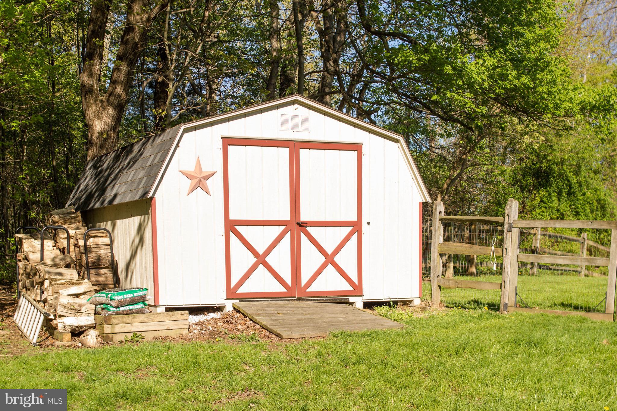 4896 Alesia Lineboro Road Manchester, MD 21102 - Photo 20 of 55 Recent Large Shed