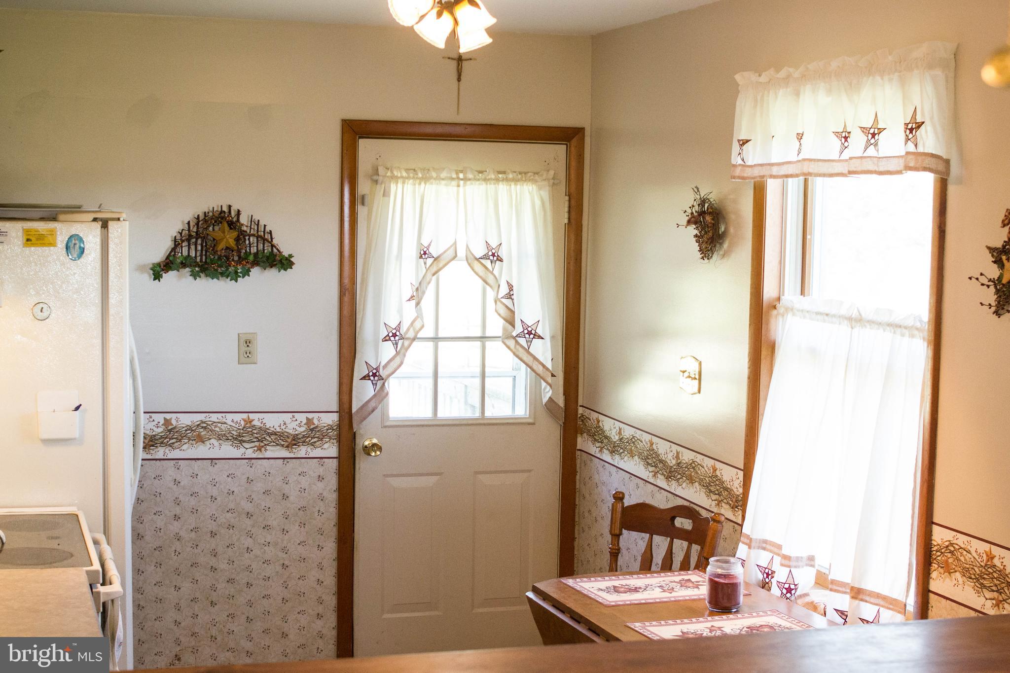 4896 Alesia Lineboro Road Manchester, MD 21102 - Photo 47 of 55 Kitchen