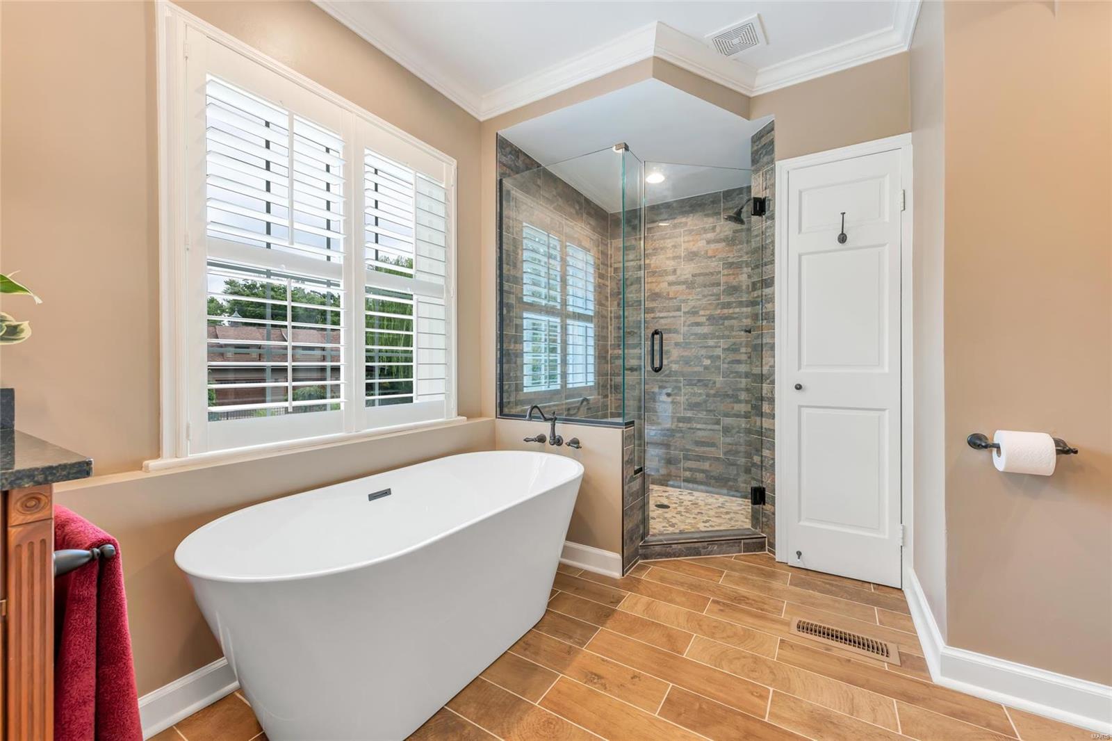 10401 East Watson Road St. Louis, MO 63127 - Photo 14 of 99