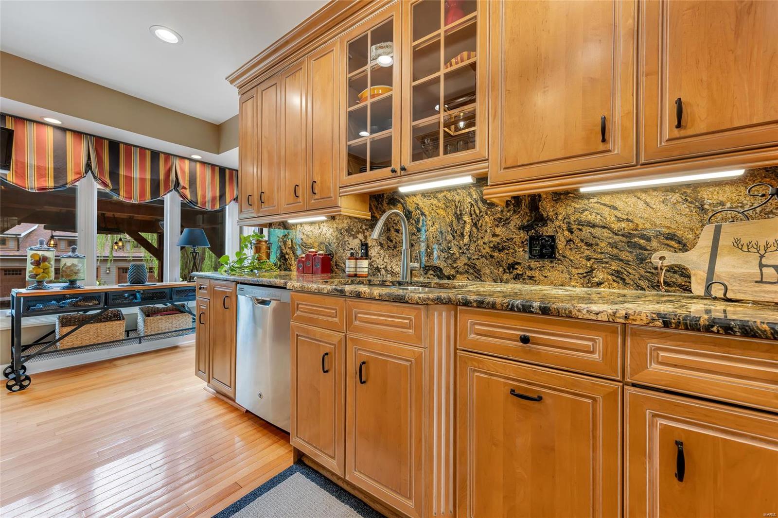 10401 East Watson Road St. Louis, MO 63127 - Photo 20 of 99