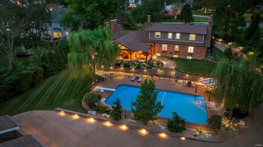 10401 East Watson Road St. Louis, MO 63127 - Photo 4 of 99