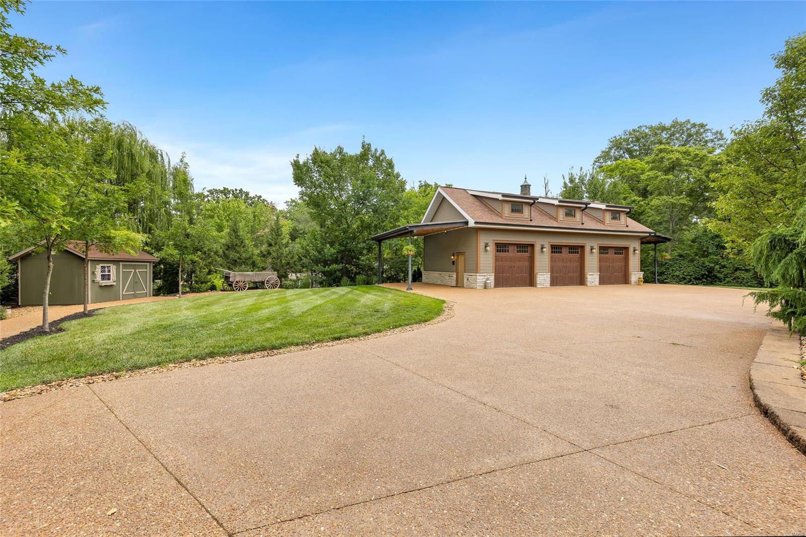 10401 East Watson Road St. Louis, MO 63127 - Photo 43 of 99