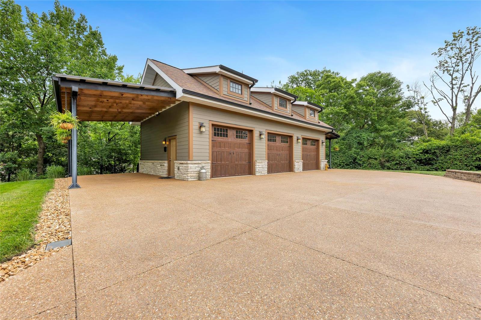 10401 East Watson Road St. Louis, MO 63127 - Photo 45 of 99