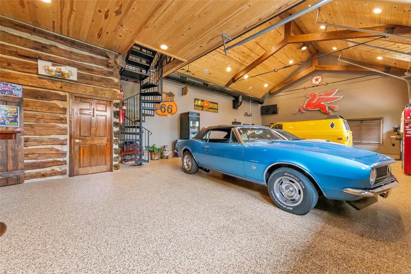 10401 East Watson Road St. Louis, MO 63127 - Photo 48 of 99