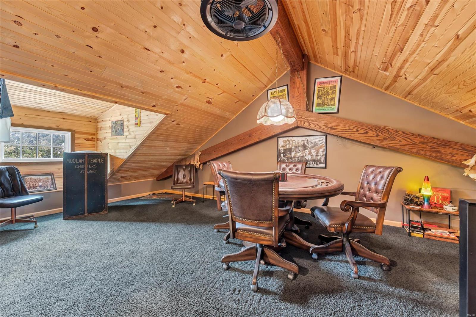 10401 East Watson Road St. Louis, MO 63127 - Photo 51 of 99