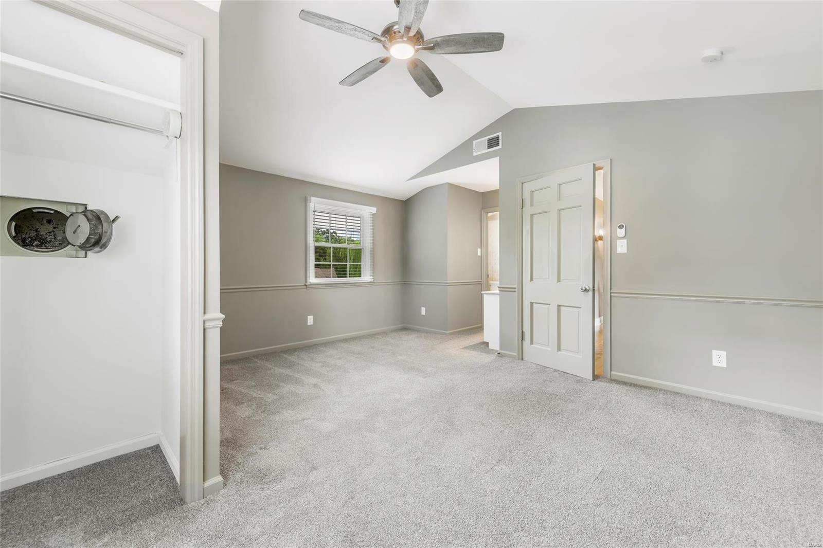 10401 East Watson Road St. Louis, MO 63127 - Photo 60 of 99