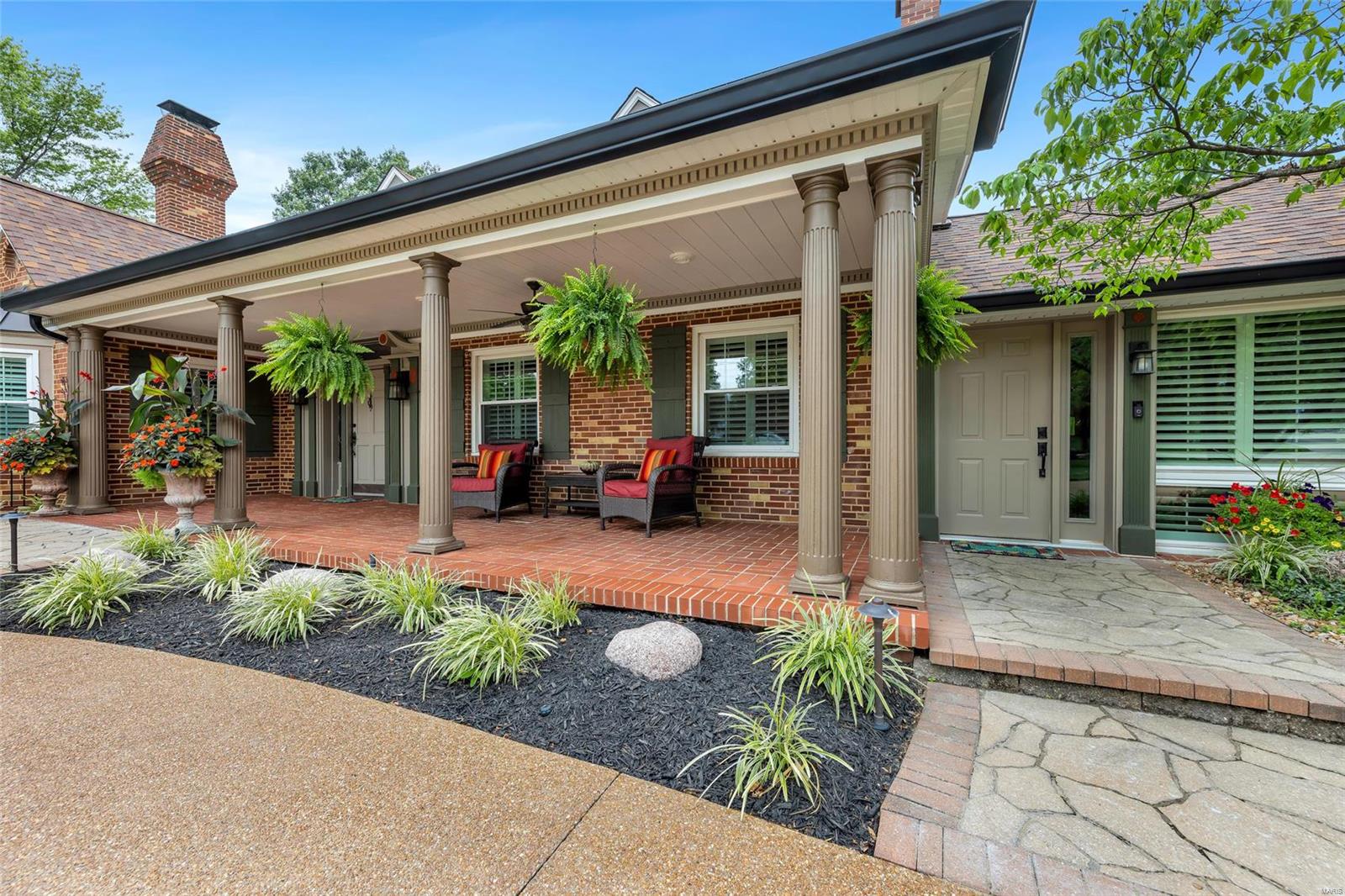 10401 East Watson Road St. Louis, MO 63127 - Photo 6 of 99