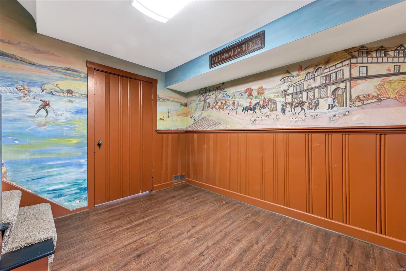 10401 East Watson Road St. Louis, MO 63127 - Photo 70 of 99