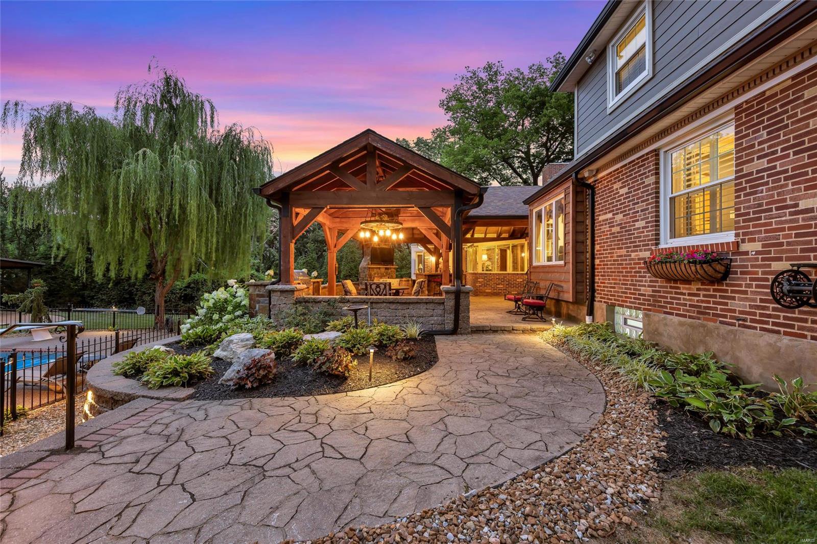 10401 East Watson Road St. Louis, MO 63127 - Photo 82 of 99