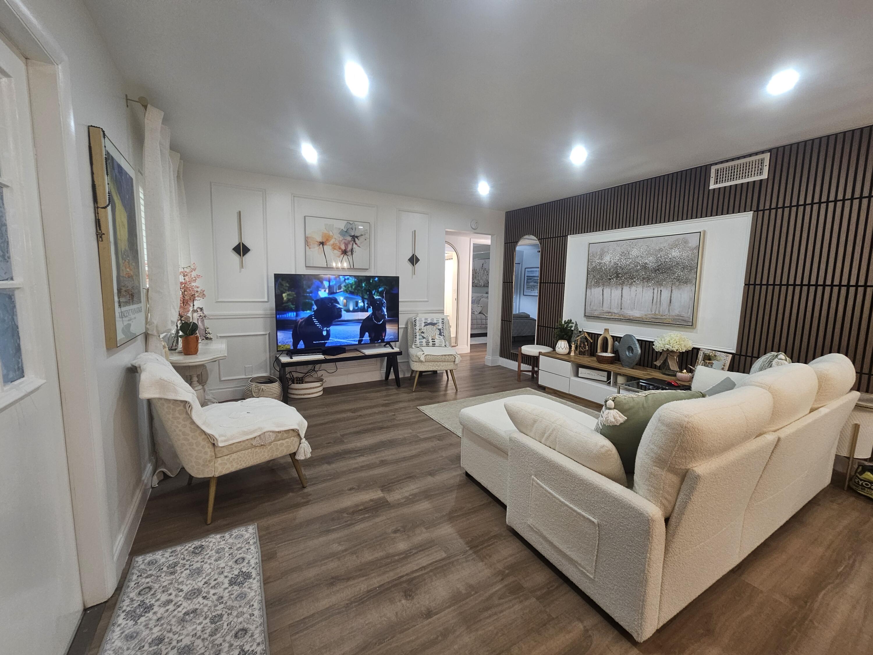 312 Pine Ridge Circle, Unit A2 Greenacres, FL 33463 - Photo 15 of 62 The Perfect Space