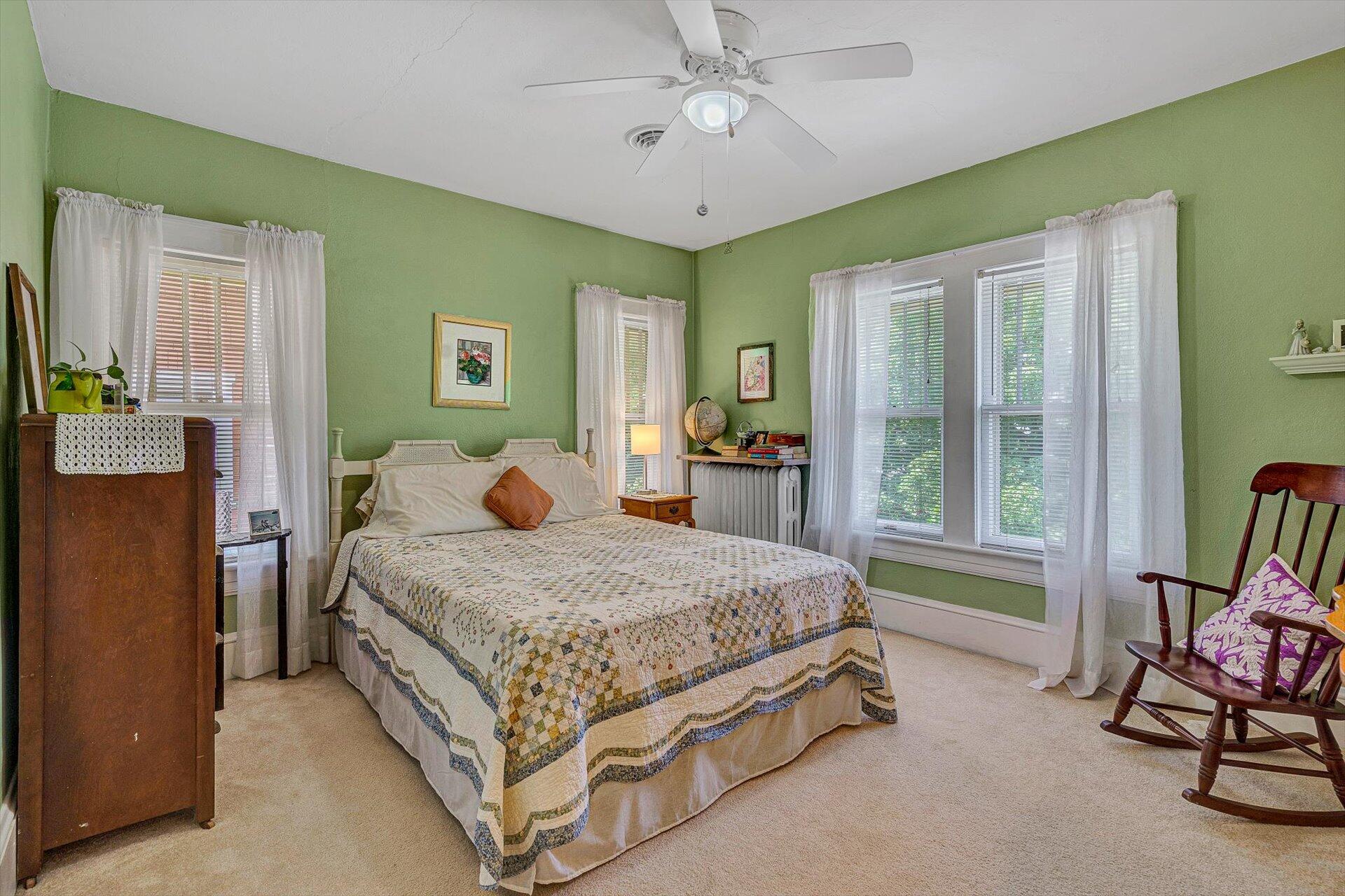 1846 Arlington Road Southwest Roanoke, VA 24015 - Photo 22 of 39 22-080420210054