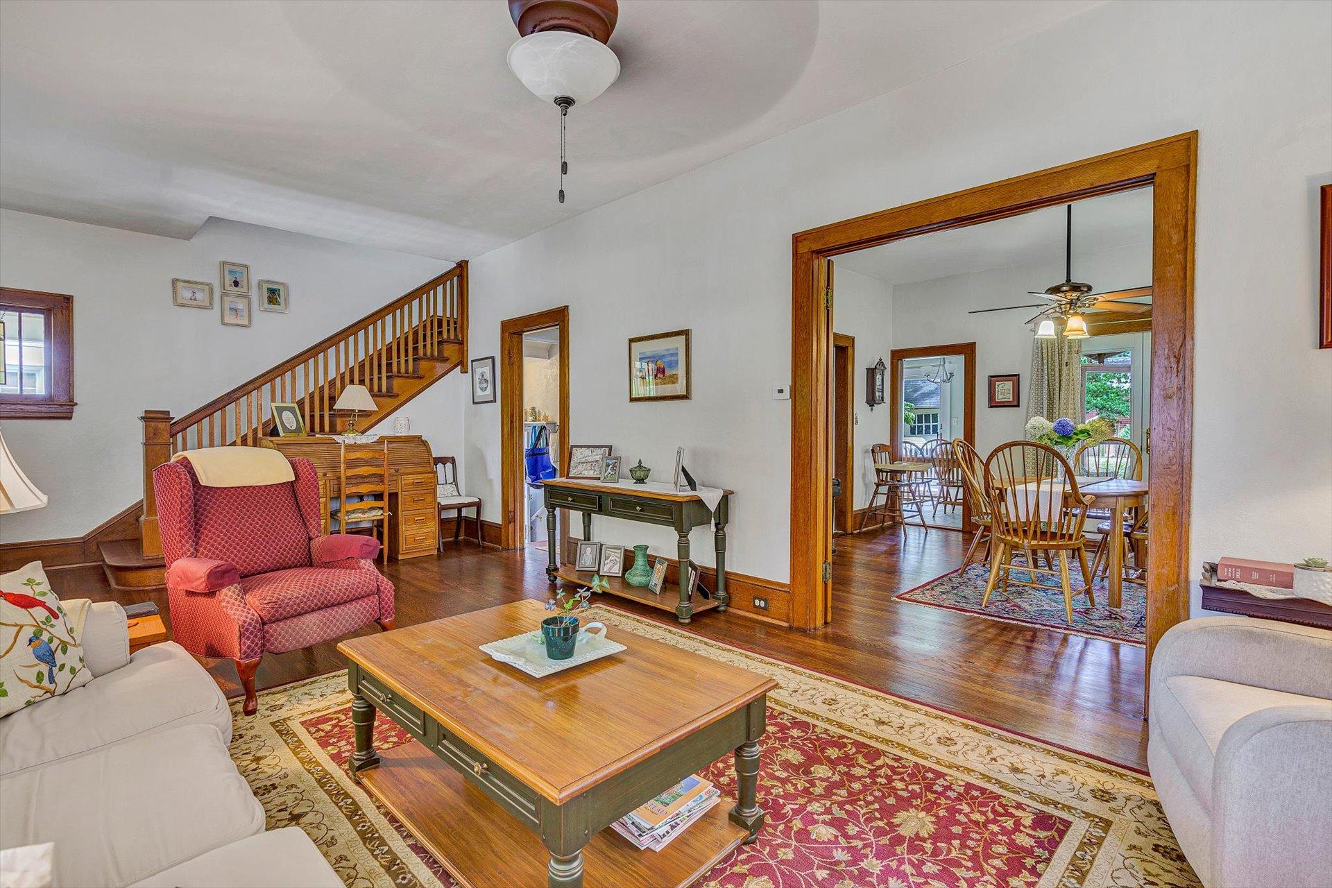 1846 Arlington Road Southwest Roanoke, VA 24015 - Photo 6 of 39 06-080420210039