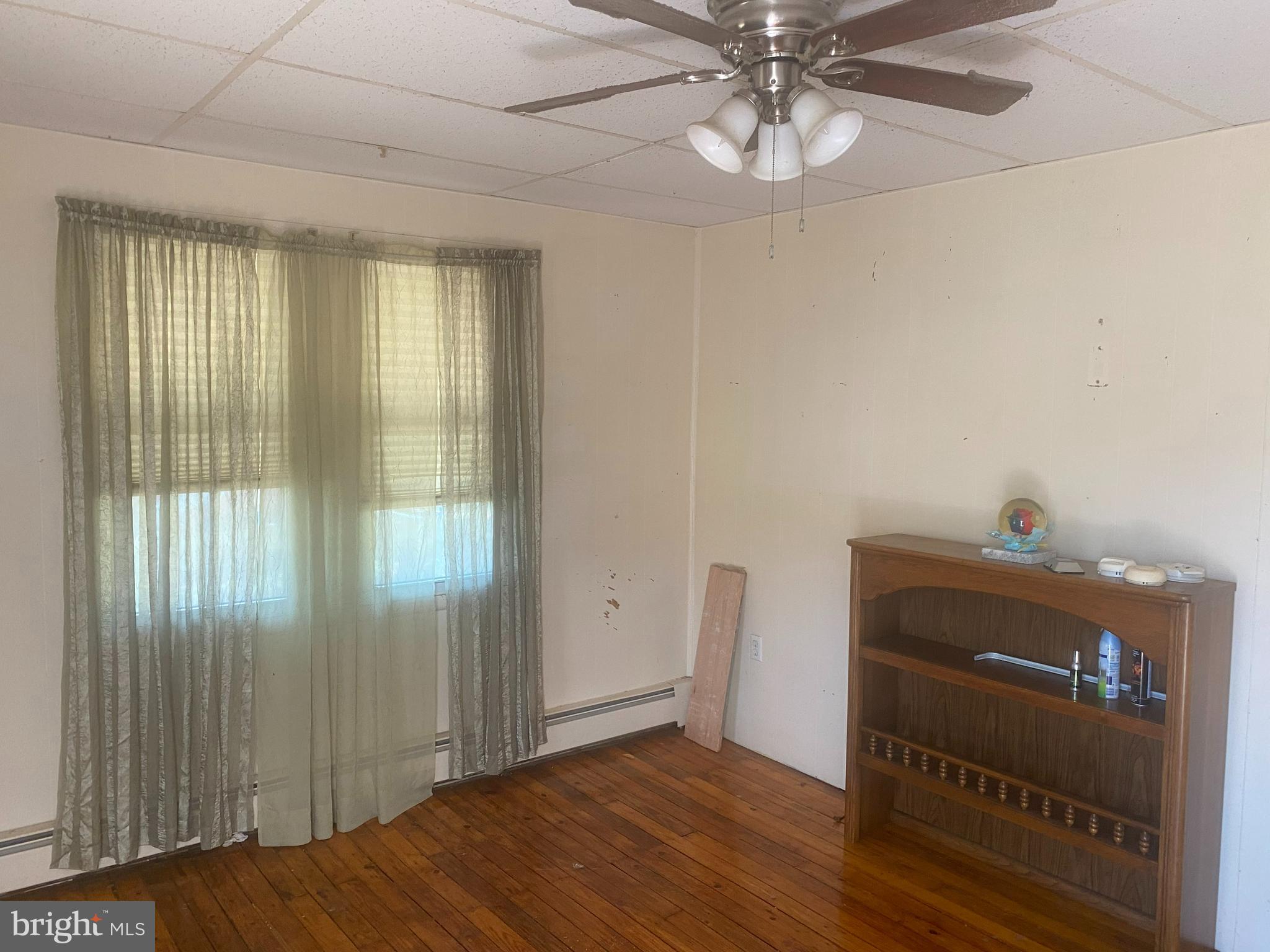 38 Rutgers Avenue Gloucester City, NJ 08030 - Photo 3 of 9