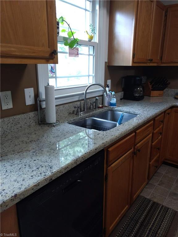1180 Capella Ridge Road King, NC 27021 - Photo 8 of 20