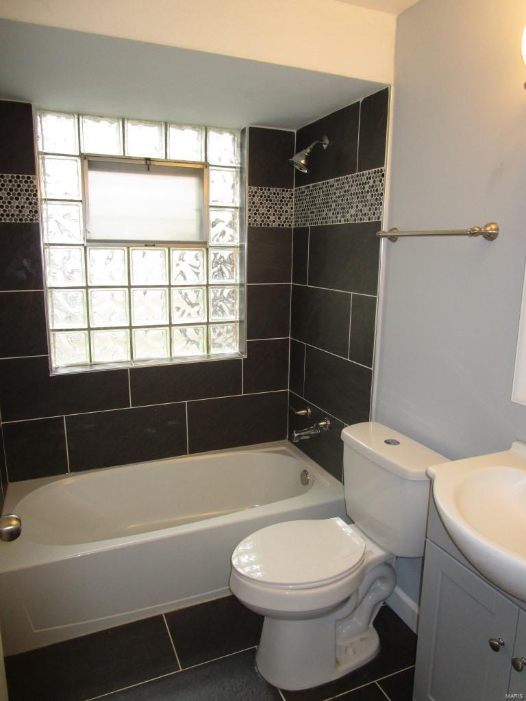 2041 Telegraph Road St. Louis, MO 63125 - Photo 12 of 17 Gallery Image 12