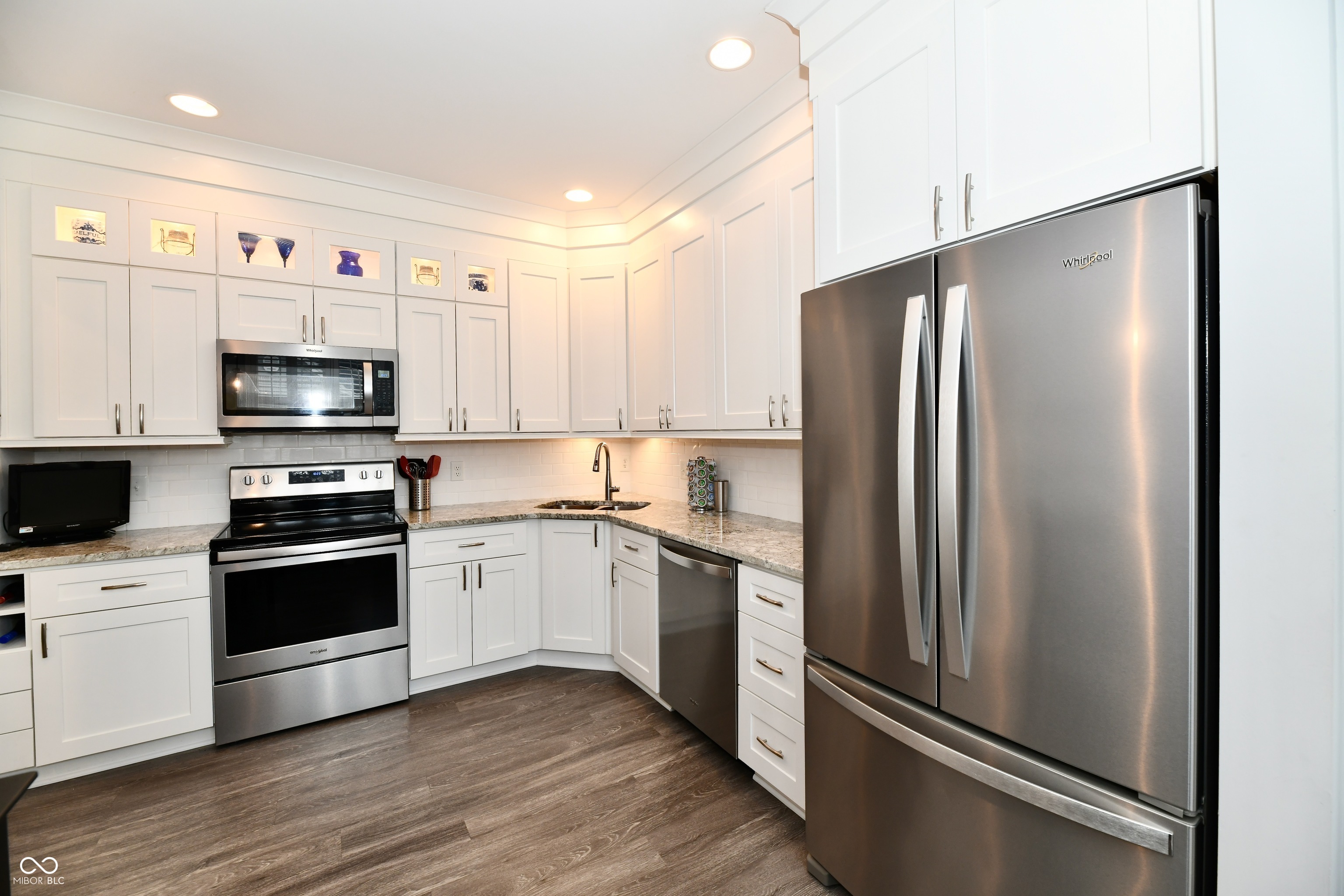 9596 Feather Grass Way Fishers, IN 46038 - Photo 12 of 33