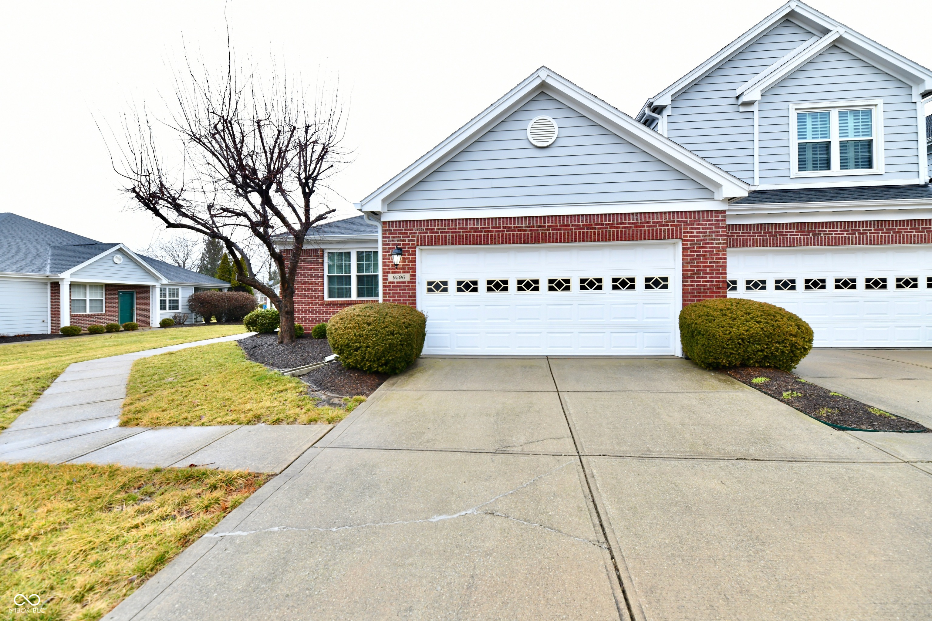 9596 Feather Grass Way Fishers, IN 46038 - Photo 4 of 33