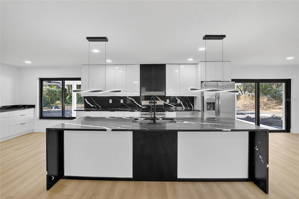 2512 Brucken Road Brandon, FL 33511 - Photo 13 of 81