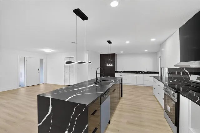 $525,000 | 2512 Brucken Road, Brandon, FL 33511