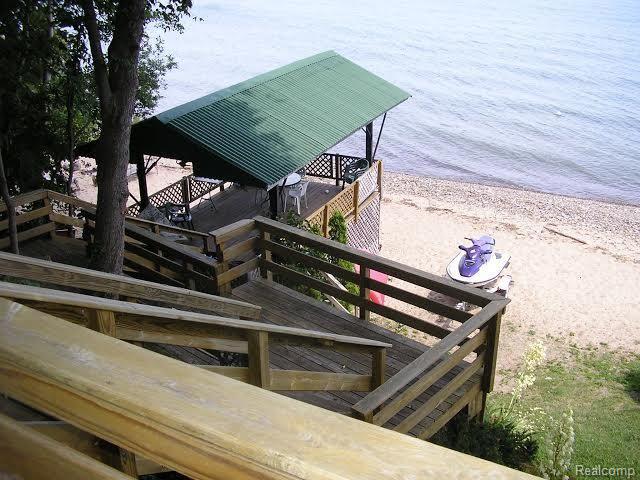 2347 Lakeshore Road Applegate, MI 48401 - Photo 6 of 27