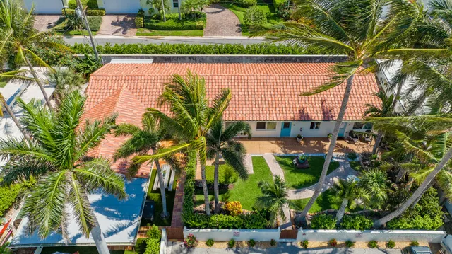 view of an outdoor space with trees