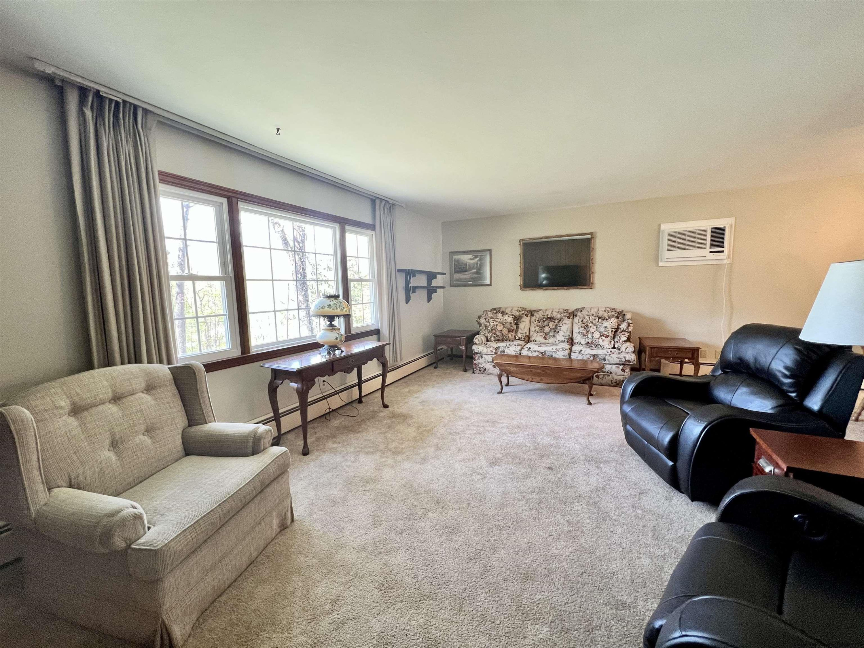 405 Strawridge Road Wallkill, NY 12589 - Photo 8 of 31 Photo 8